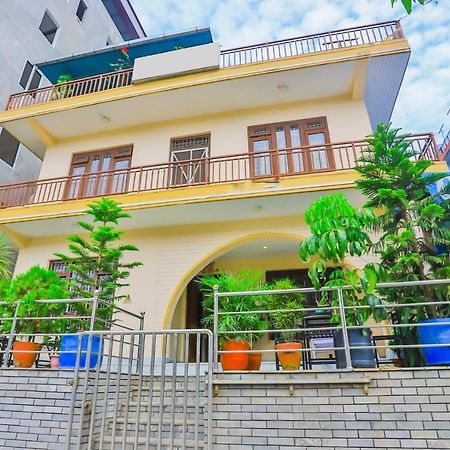 Hotel Alpine Villa Pokhara Ngoại thất bức ảnh