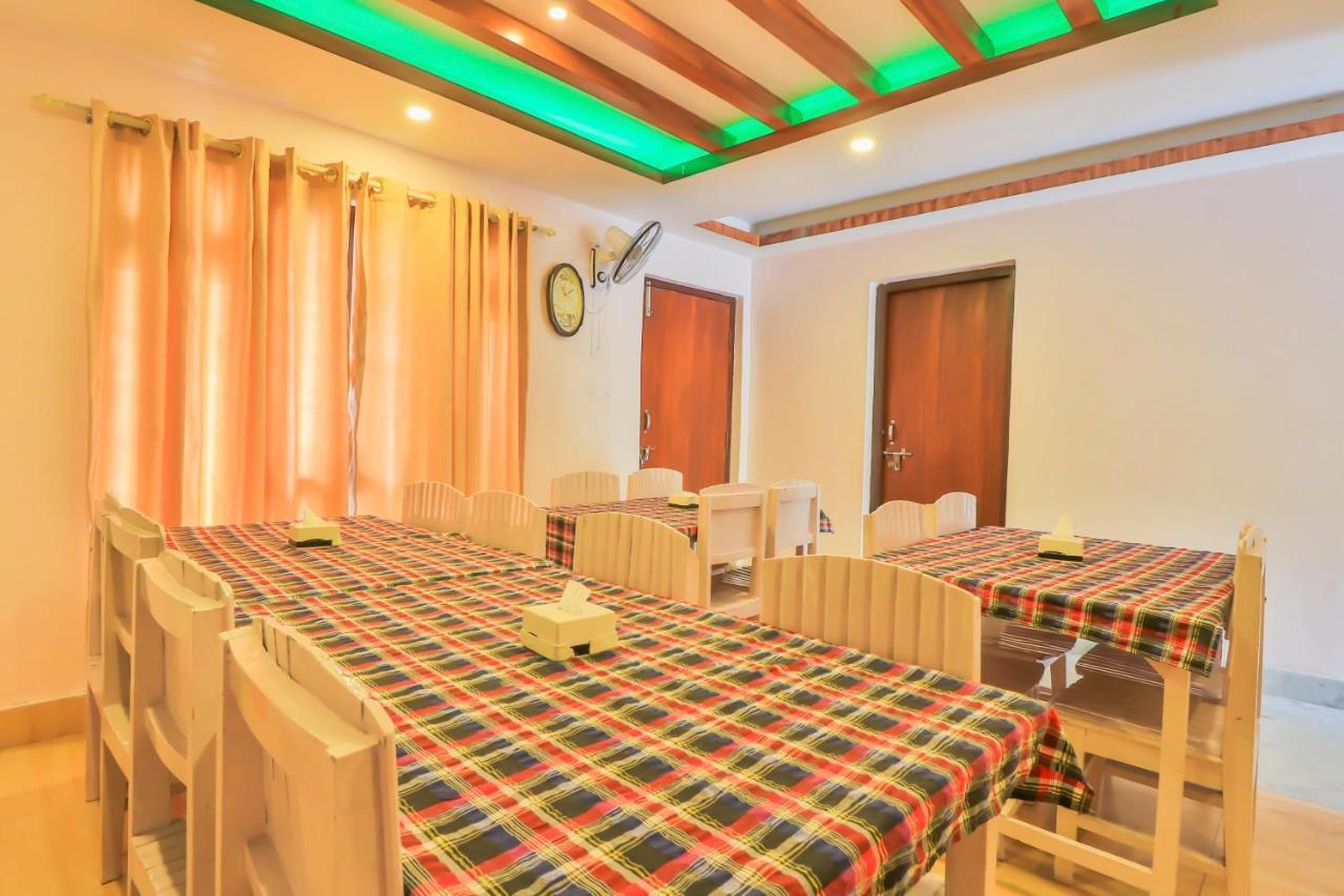 Hotel Alpine Villa Pokhara Ngoại thất bức ảnh