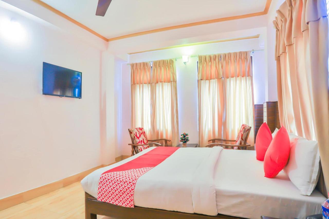 Hotel Alpine Villa Pokhara Ngoại thất bức ảnh