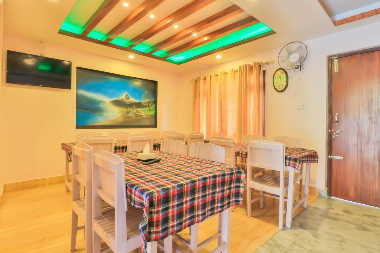 Hotel Alpine Villa Pokhara Ngoại thất bức ảnh