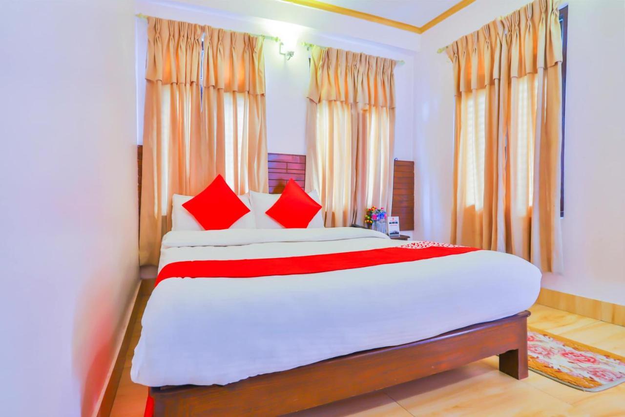 Hotel Alpine Villa Pokhara Ngoại thất bức ảnh