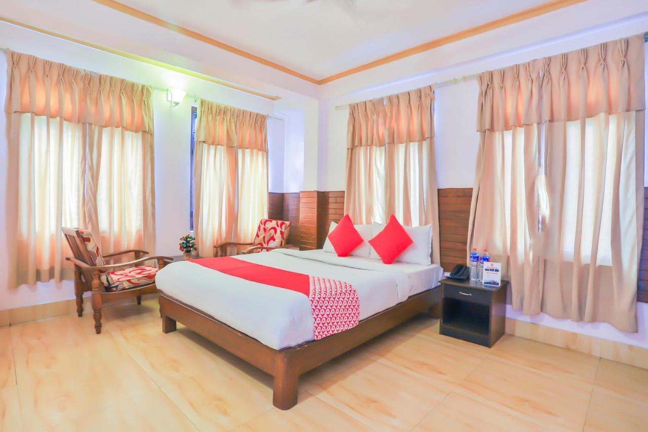 Hotel Alpine Villa Pokhara Ngoại thất bức ảnh
