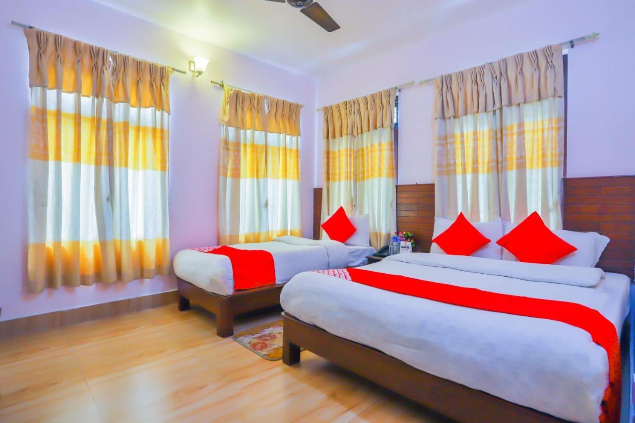 Hotel Alpine Villa Pokhara Ngoại thất bức ảnh
