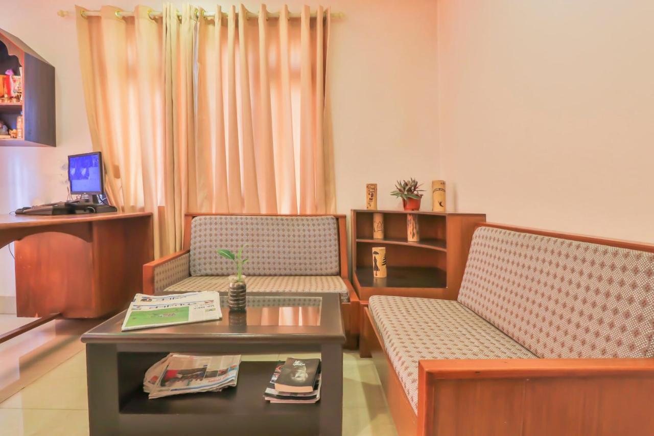 Hotel Alpine Villa Pokhara Ngoại thất bức ảnh